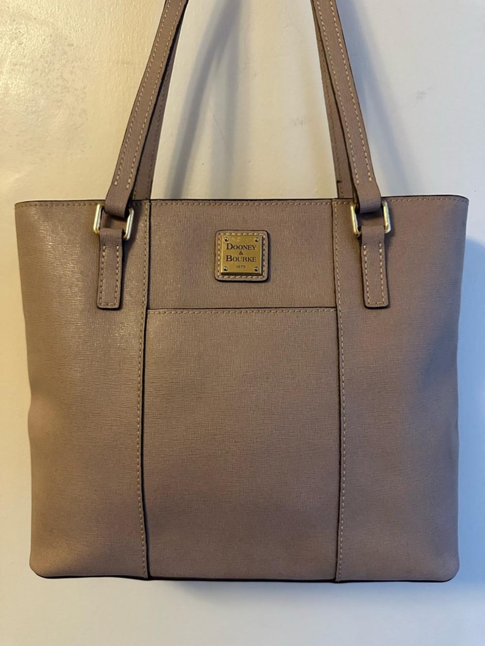 Dooney & Bourke EUC Light Taupe Saffiano Leather Lexington Tote